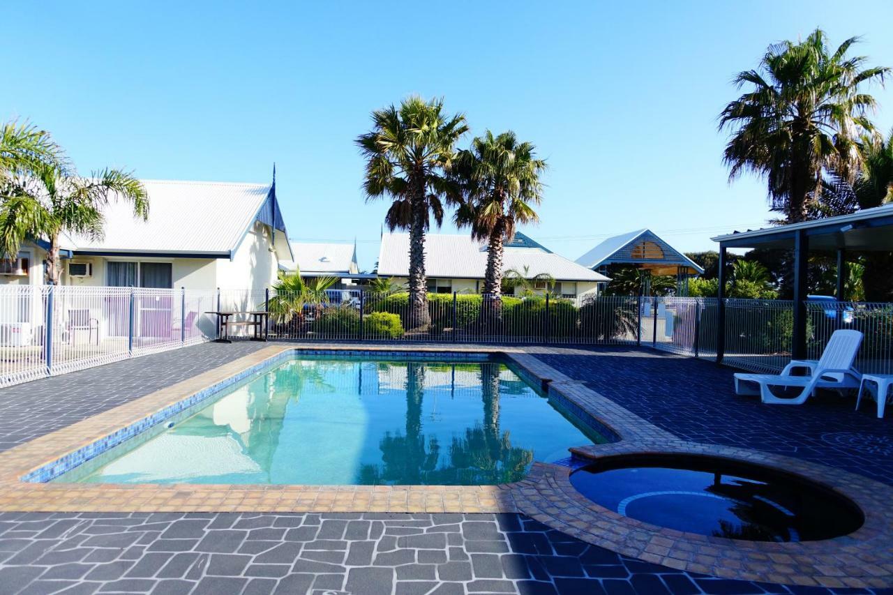 Torquay Tropicana Motel Luaran gambar
